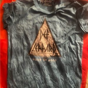 Def Leppard T shirt - new
